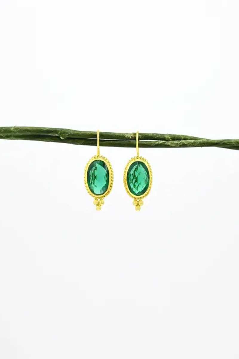 Schmuckoo - Pendientes boho dorados con turmalina verde - Joyeria - Schmuckoo