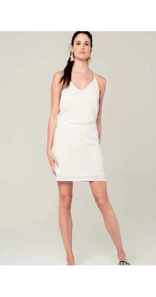 Q2 - Mini Vestido Blanco con Detalles de Ganchillo en la Espalda - Vestidos / Monos - Q2