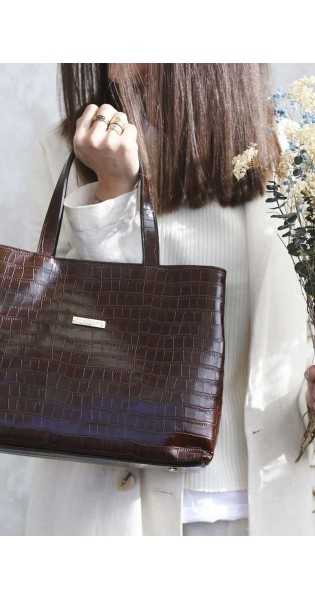 THE CODE - SHOPPER PATRICIA CHOCOLATE - Bolsos: Estilo y Funcionalidad en Cada Detalle - THE CODE